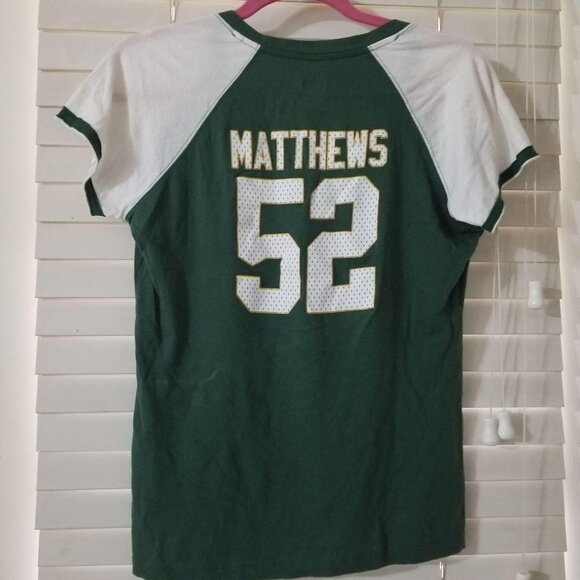 Green Bay Packers Majestic Womens V-Neck T-Shirt With Matthews #52 & Logo Graphi - Picture 2 of 3